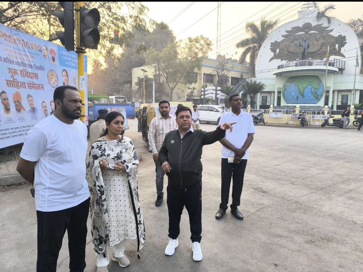 महापौर यांच्या विविध ठिकाणी भेटी 